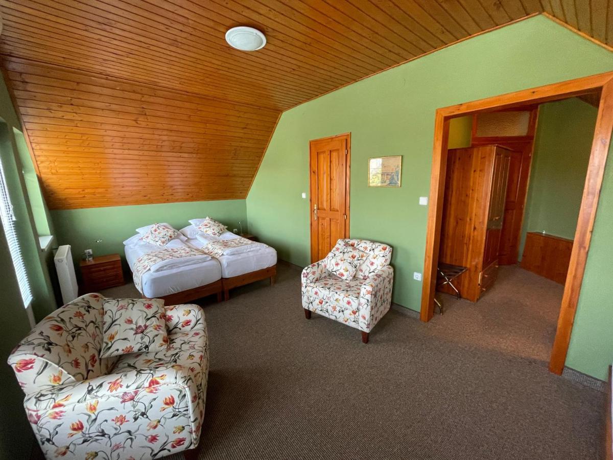 Villa Astoria Balatongyörök Exteriér fotografie